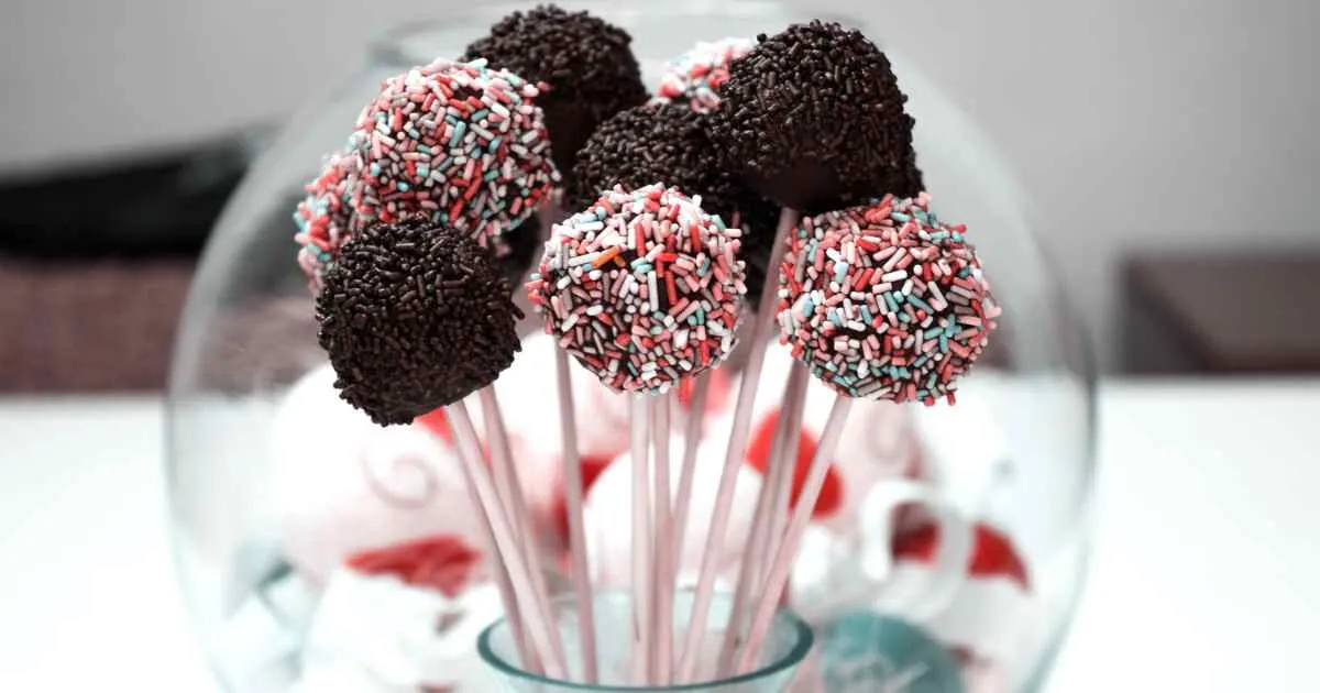 Cake Pops | How to Make Most Delicious & Easy केक पॉप्स