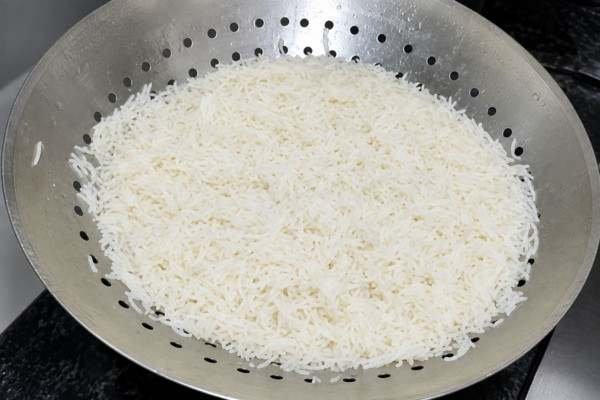 Egg Rice Recipe in Hindi