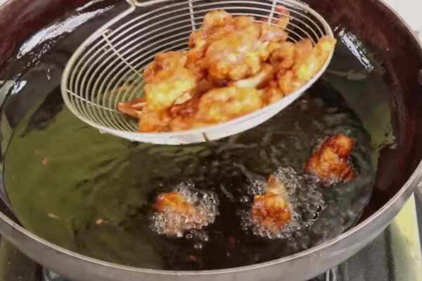 Cauliflower Pakoda