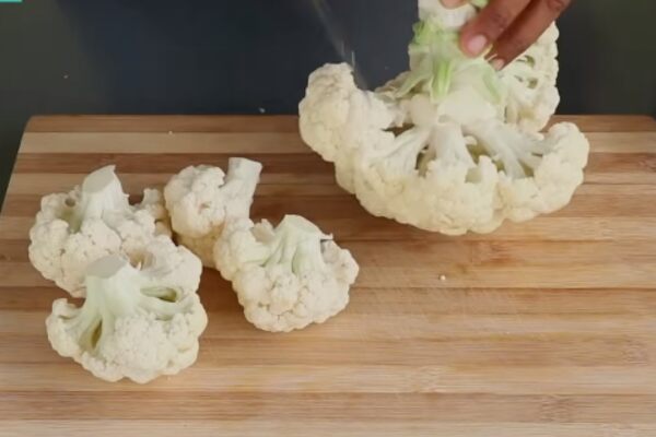 Cauliflower Pakoda Recipe