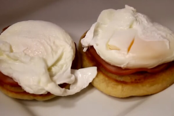 Eggs Benedict Recipe in Hindi: