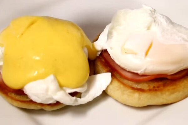 Eggs Benedict Recipe in Hindi: