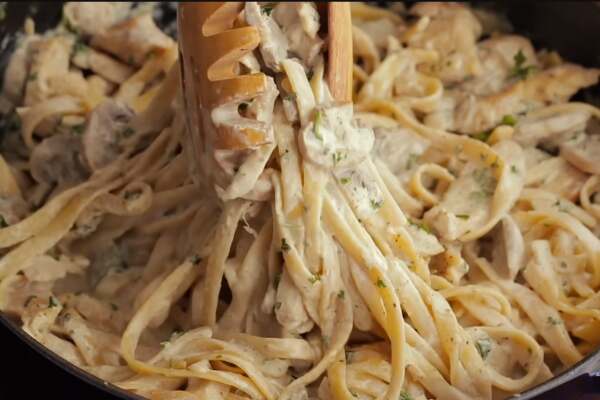 Chicken Fettuccine Alfredo Recipe 10