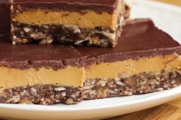 Moca Nanaimo Bar Recipe