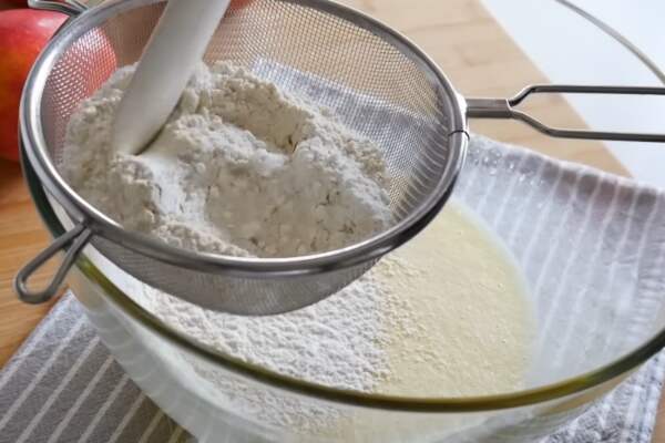 Apple Cake Recipe
