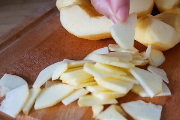 Apple Cake Recipe