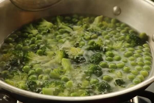 Broccoli Green Salad Recipe