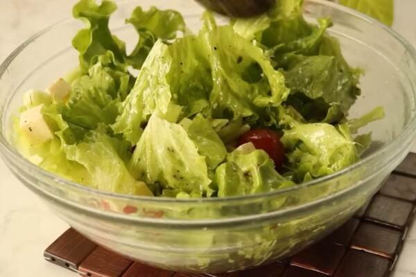 Greek Lettuce Salad with Paneer