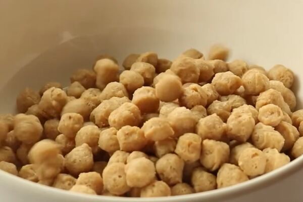 Soya Chunks Yogurt Salad