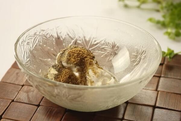 Soya Chunks Yogurt Salad