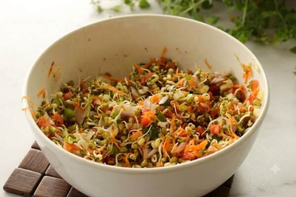 Sprouted Green Gram Salad with Peanuts