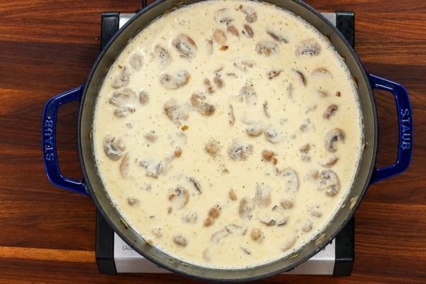Fettuccine Alfredo Recipe in Hindi